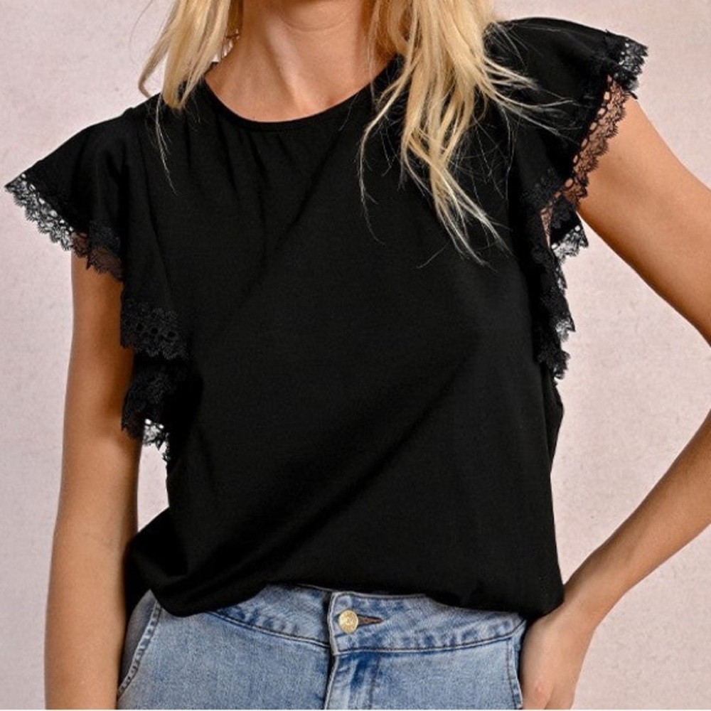 NWT Molly Bracken Black Lace Trim Blouse. Size XL.